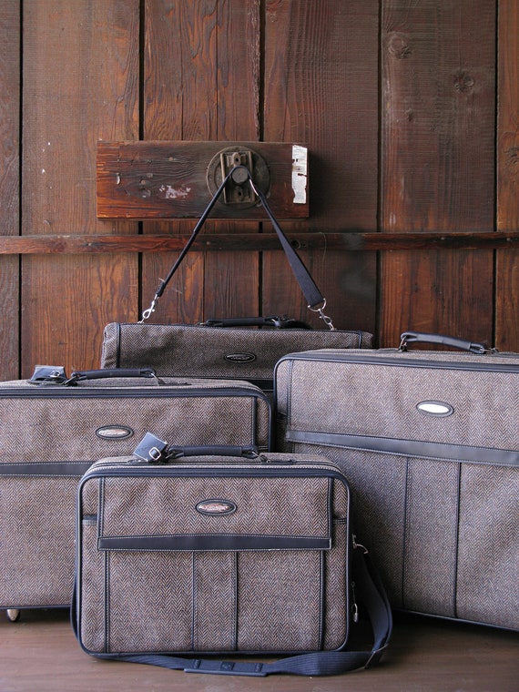 Vintage Jordache 4 Piece Tweed Luggage Set with by MiVidaVintageLA