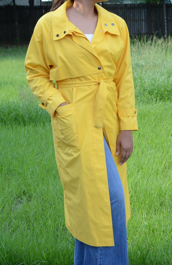 Vintage Yellow Trench Coat Rain Coat Size 7 Ml