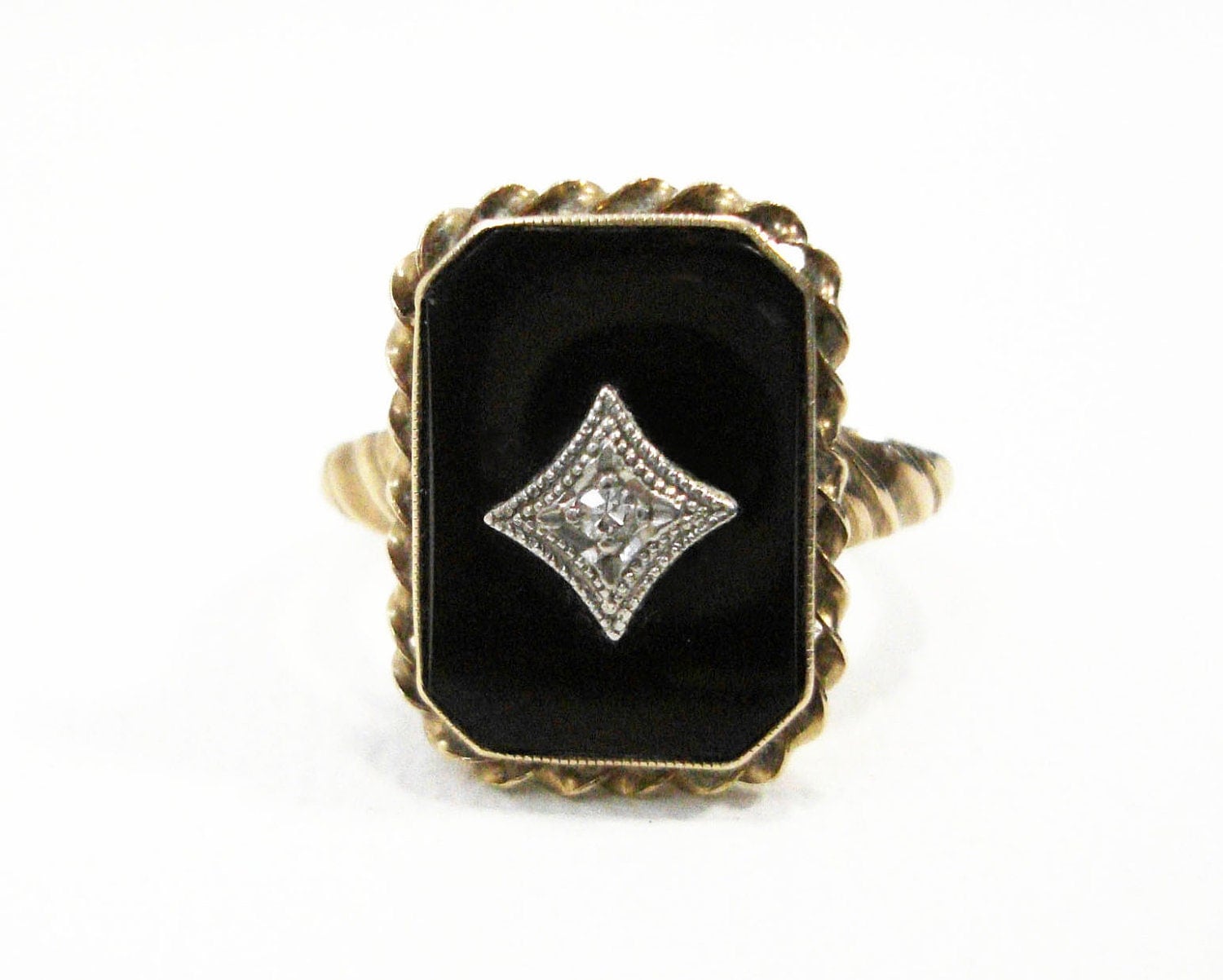 Antique 10K Gold Black Onyx Ring With Diamond