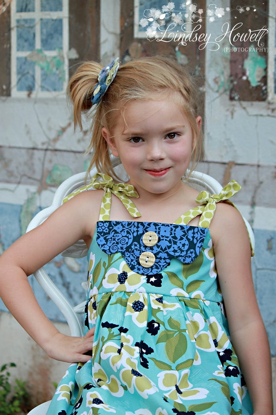 Items similar to Dogwood Blooms Adele Dress on Etsy
