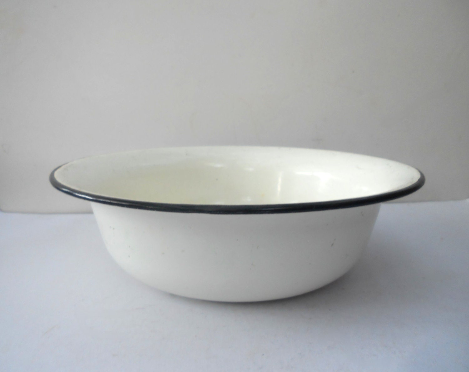 Vintage Enamel Bowl 21