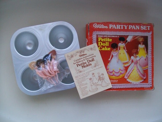doll cake pan set