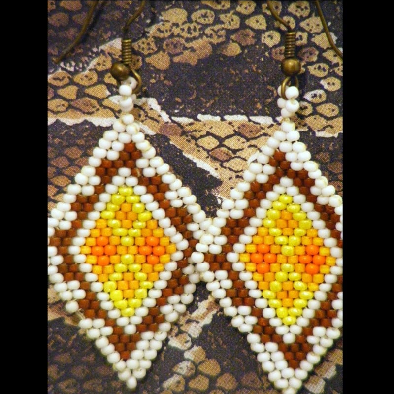 beaded orange shirt pin pattern