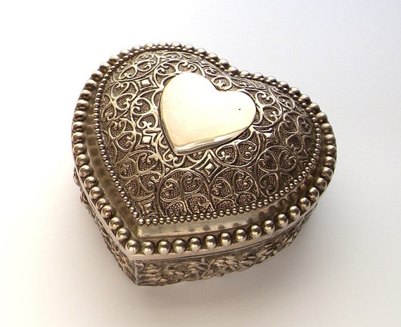 Vintage Heart Shaped Trinket Jewelry Box Ornate by CyanBlueRoom