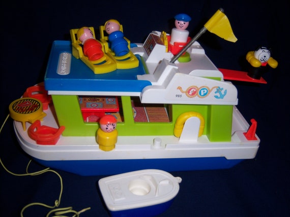 1970's FISHER PRICE Little People Happy House by MyToysRyourToys