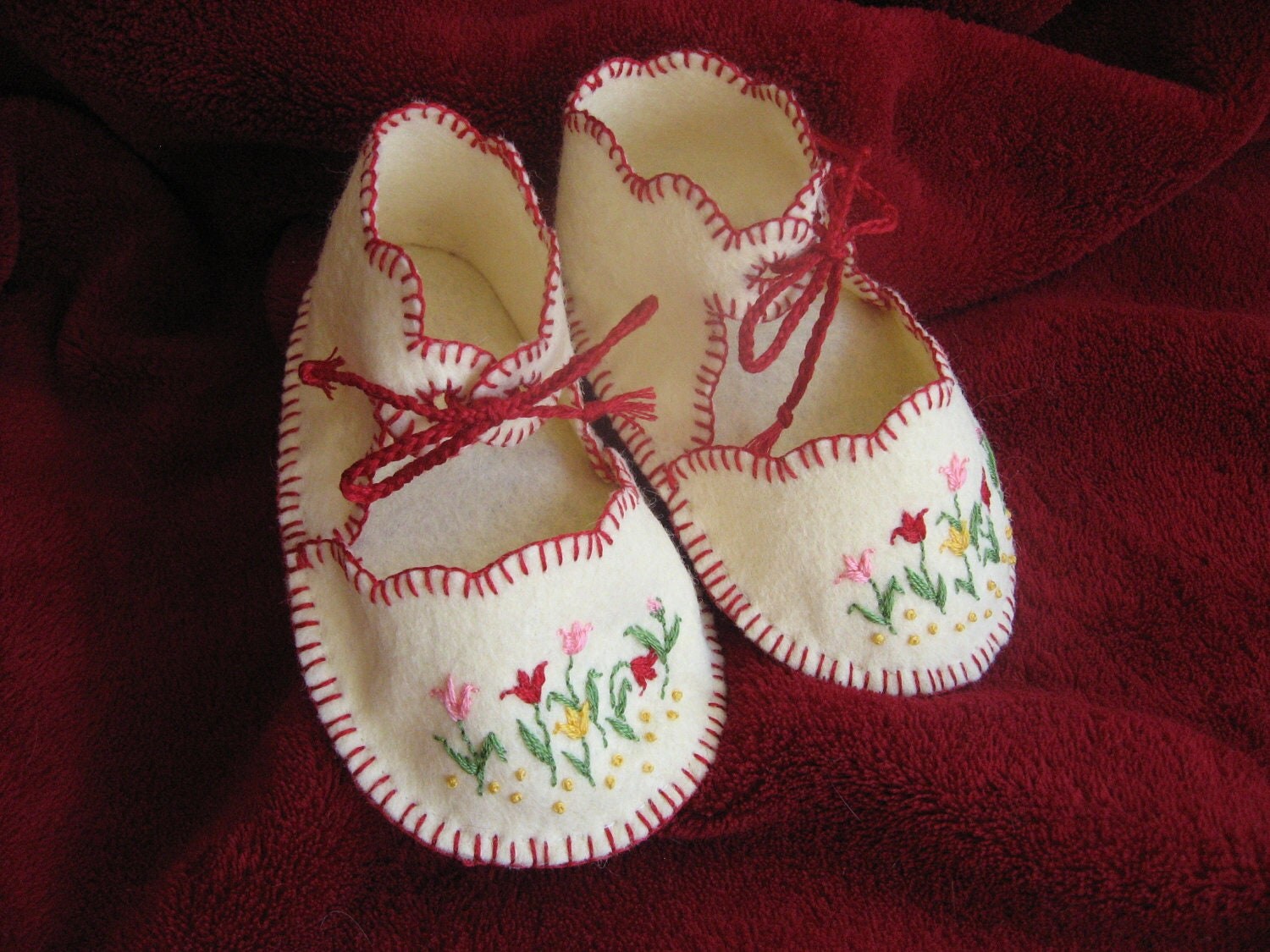 Vintagestyle woolblend felt booties with tulip embroidery