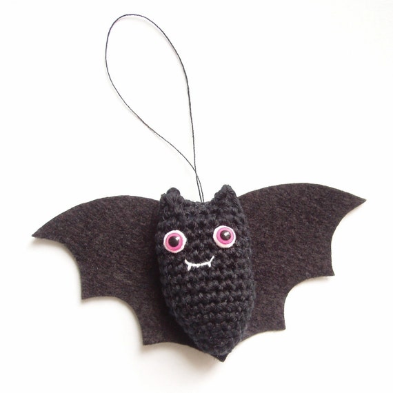 bat crochet pattern pdf, quick and easy amigurumi vampire bat crochet pattern