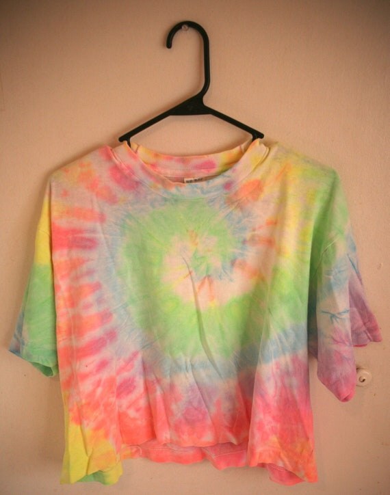 were tie dye shirts popular in the 80's