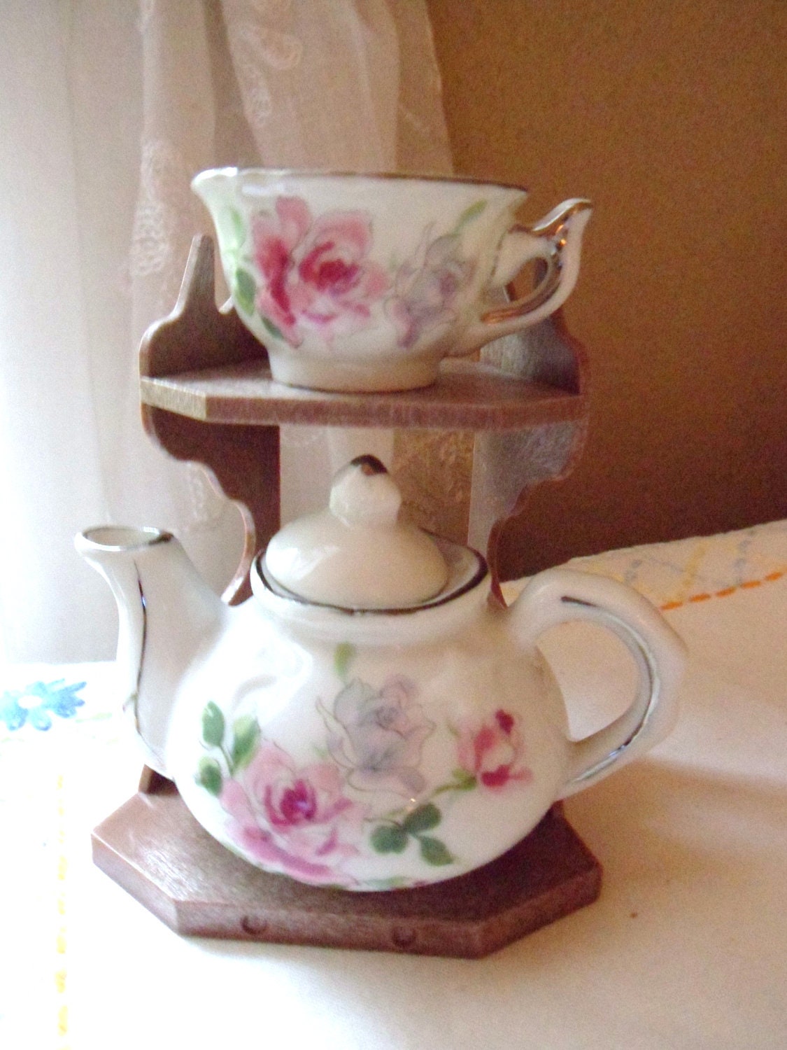 Tea Set with Corner Shelf, Miniature Teapot Teacup and Display Rack