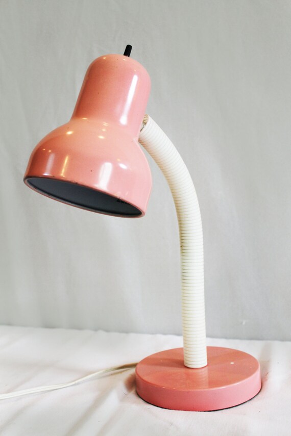 Vintage Pink Lamp 61