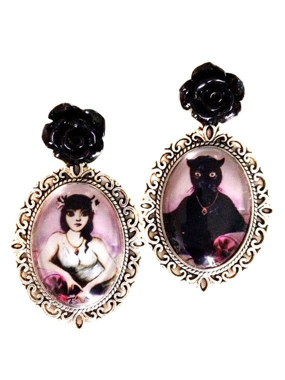 Haunted Mansion The Cat Lady Changing Portrait Tribute