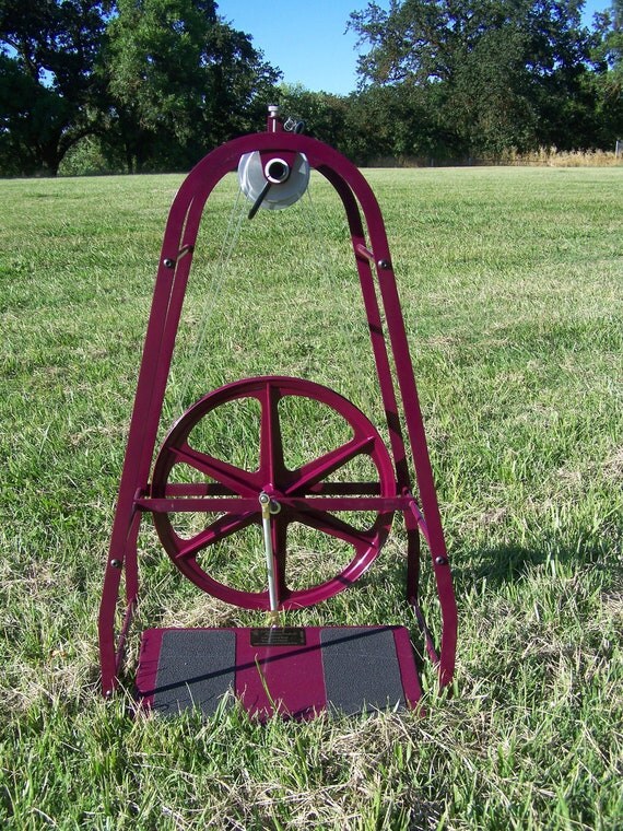 Columbine Spinning Wheel in Dahlia pretty plum