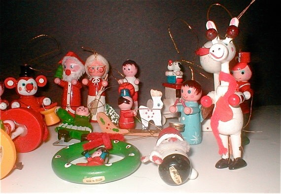 Vintage Wooden Christmas Ornaments Made in Taiwan Santa