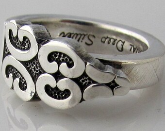 Spoon Ring Triumph Deep Silver Choose Your Size