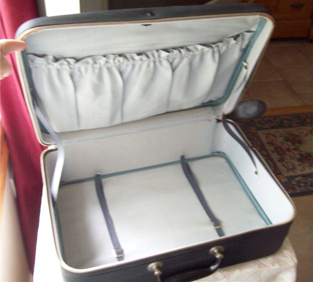 Overnight Suitcase Zippered Nylon Fabric Travel Luggage Black