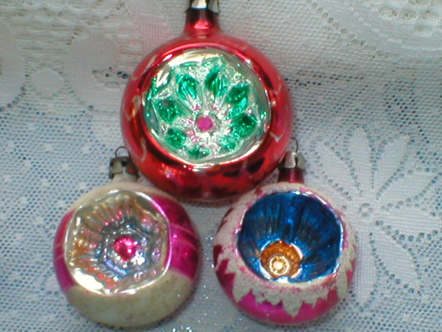 Poland Christmas Ornaments Fancy Indents Lot Of 5 Vintage