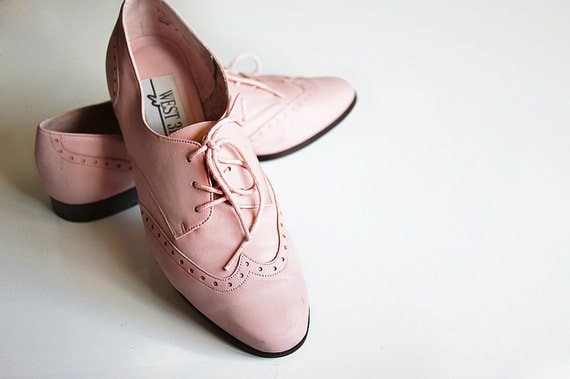 light pink oxford shoes