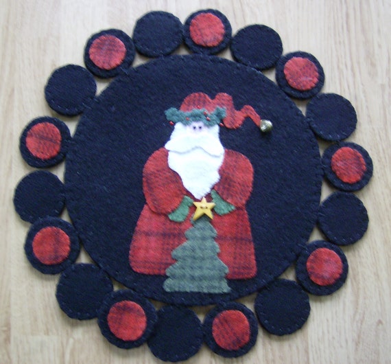 Santa Clause Wool Penny Rug by QuiltgirlsCreations on Etsy