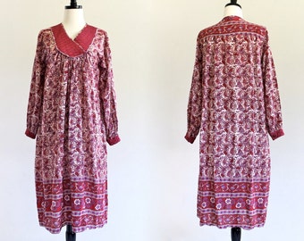 70s India Cotton Gauze Paisley Boho Hippie Caftan Gypsy Kaftan Ethnic Festival Maxi Tent Dress . XS . SM . D141