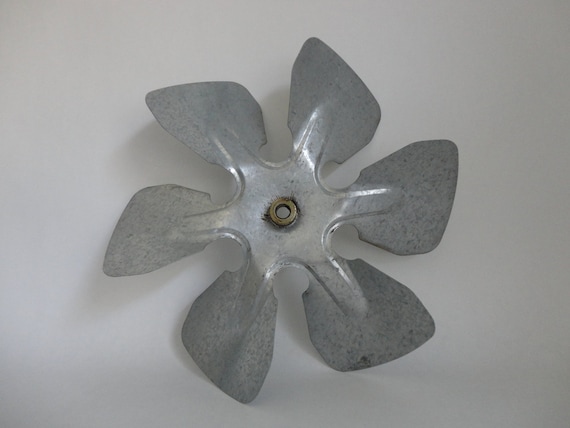 VINTAGE galvanized metal FAN BLADE propeller // wind mill