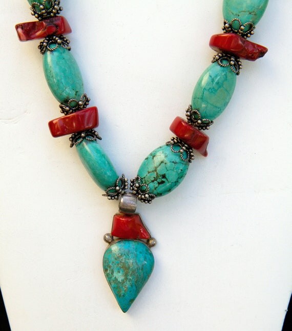 Stunning Green Turquoise Necklace with handcrafted by CiaoBella02