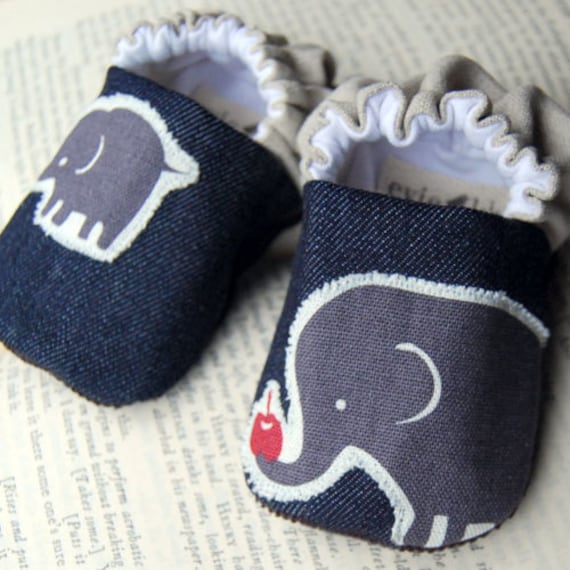 Items similar to Elephant and Apple Reversible Baby Shoes on Etsy