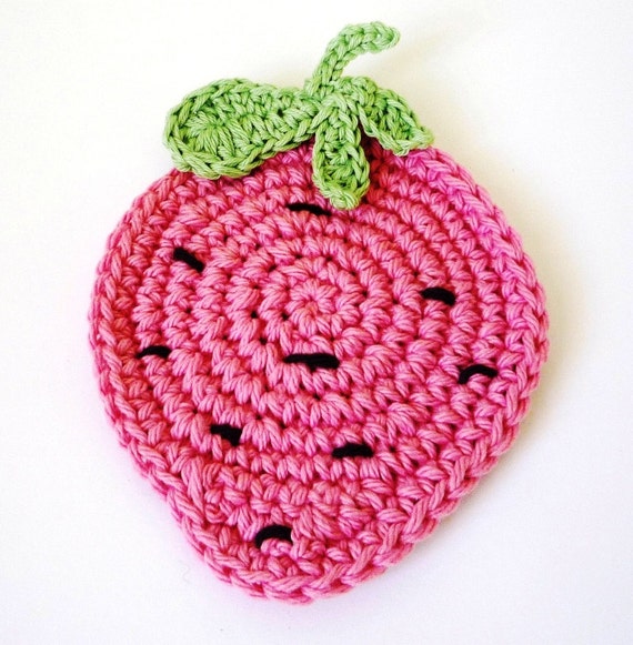 Crochet Strawberry Coasters Pattern Valentine's by MonikaDesign