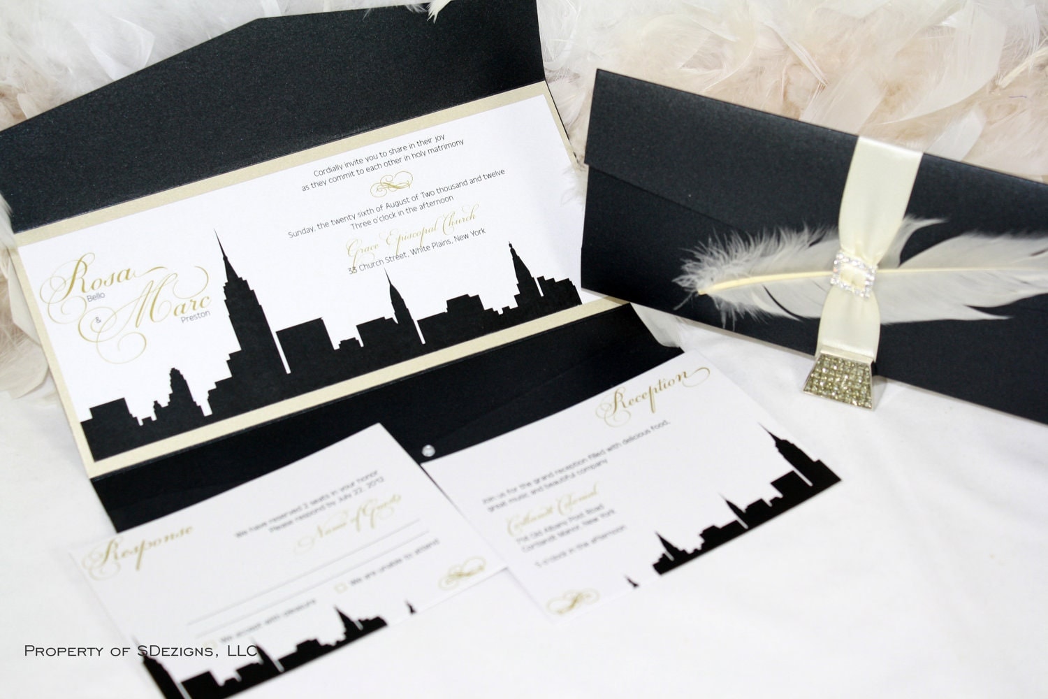 New York Skyline Wedding Invitation / City / Empire State