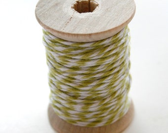 Baker's Twine - 20 Yards - Honeydew - Lemon Lime - 4 Ply Twine on Wooden Spool