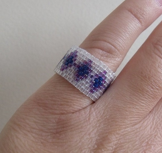 Items similar to SEED BEAD Ring in Purple and Blue Diamond Pattern on