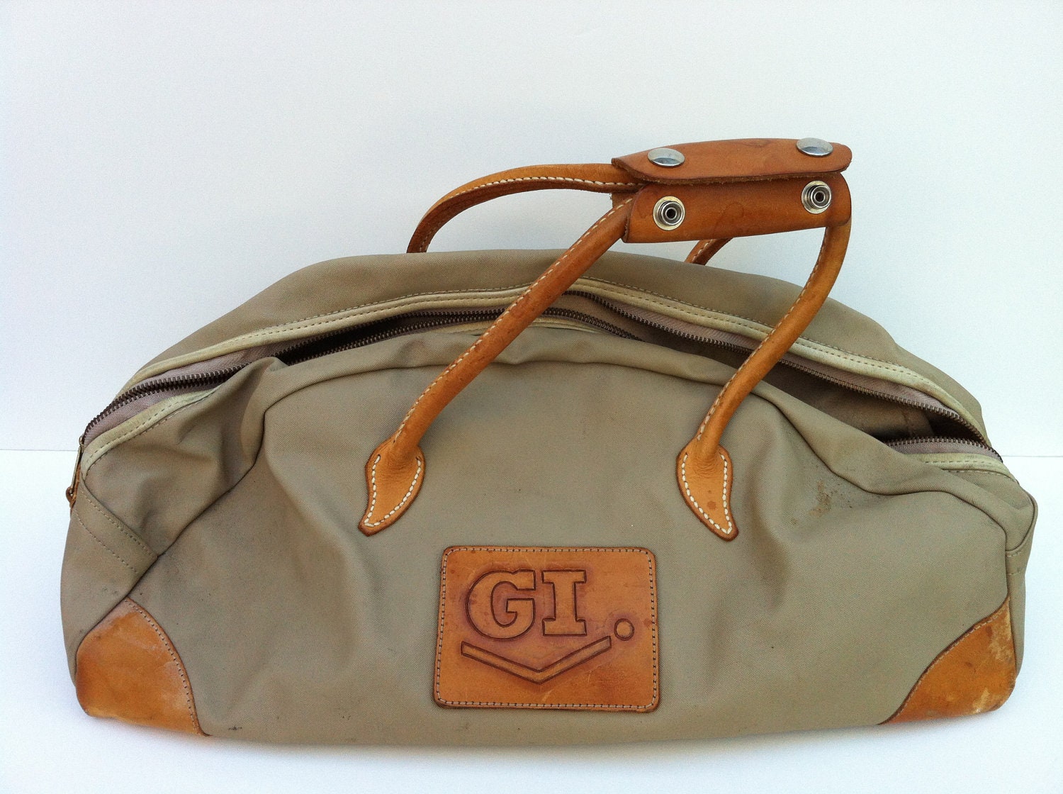 Kings Ranch Running W Brand Small Luggage