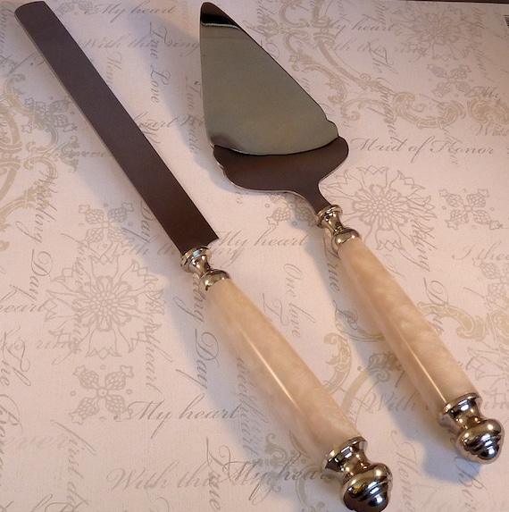  Wedding  Cake  Cutting  Server Set  Engraved with by ChiselsofFire
