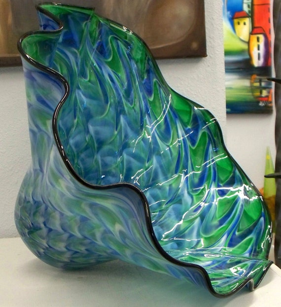 Hand Blown Glass Art Blue Green Patterned Bowl 2650