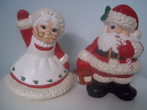 vintage ceramic art Mr. and Mrs. Claus