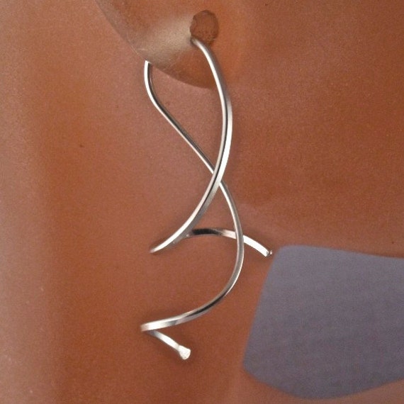 sterling SPIRAL EARRING. silver corkscrew earring simple