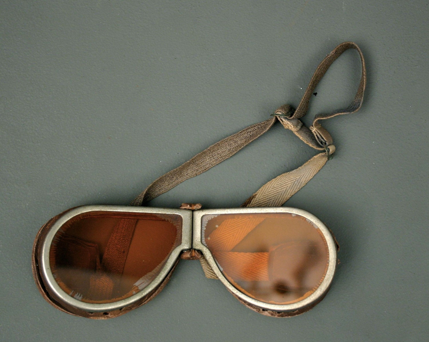 Vintage Aviator Tinted Flying Goggles 