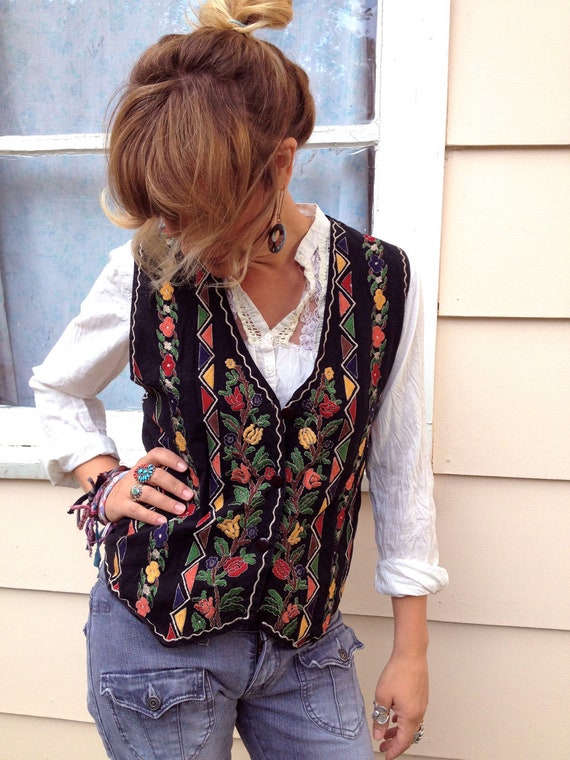 Vintage VEST clothing lightweight swag boho folk