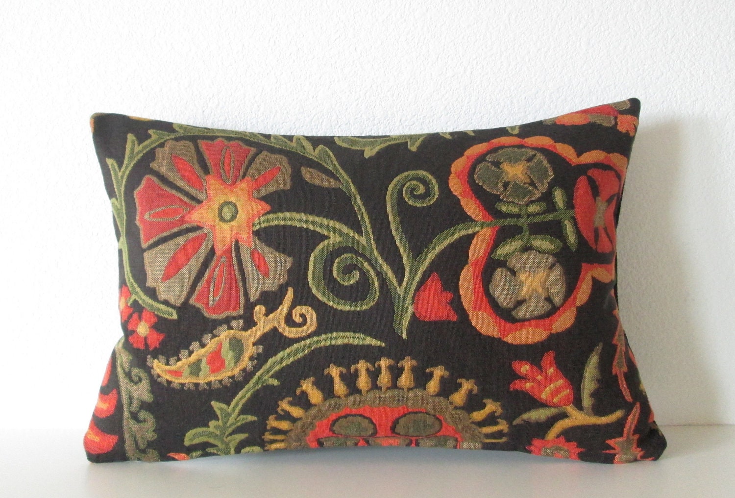 Decorative pillow cover Suzani pillow 12x18 Black Red