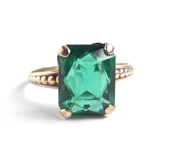 12K Gold Green Stone Ring Size 7 Art Deco Fine Jewelry