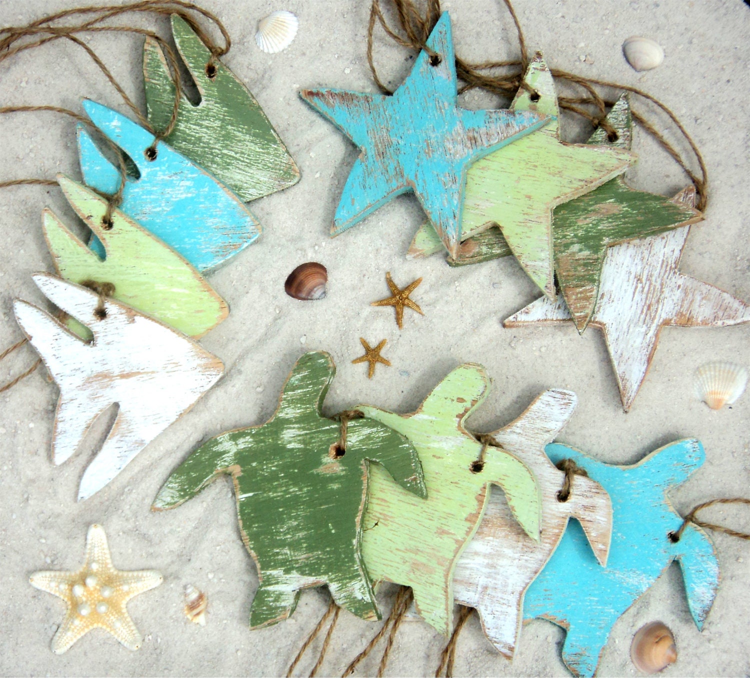 12 Beach Themed Decorative Wooden Gift Tags by