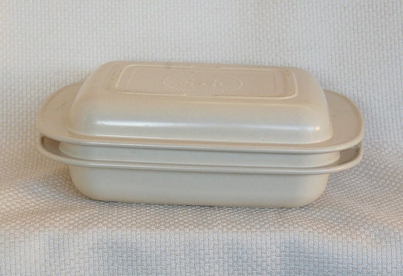 Vintage Tupperware Ultra 21 Covered Small Roasting Baking Pan