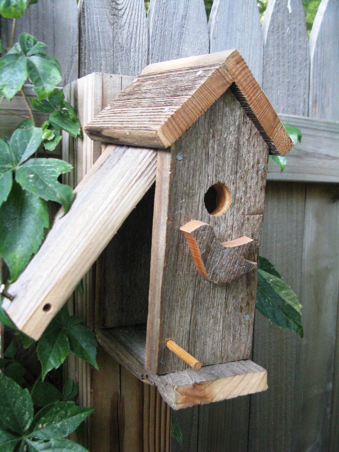 The Chickadee Birdhouse Wren House Natural & Rustic All