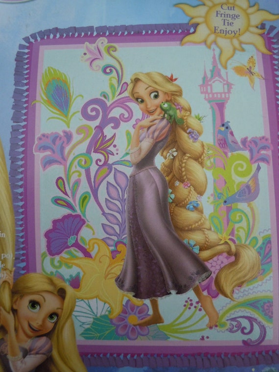 NoSew Fleece Throw Kit Tangled