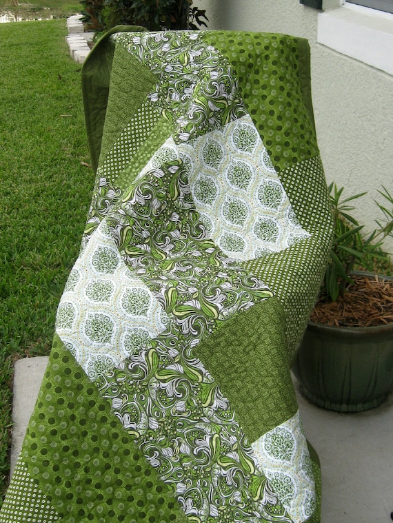 Modern/Contemporary Quilt Green