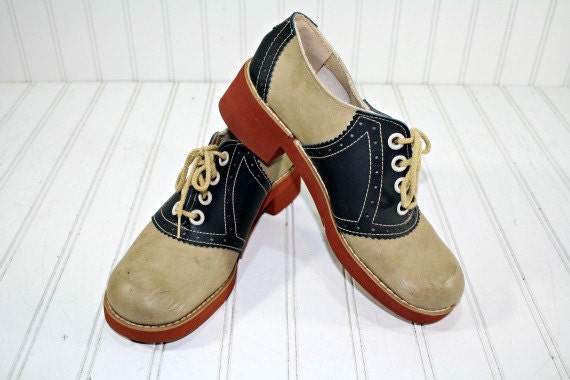 Vintage Saddle Shoes / Rockabilly Shoes Womens 8 1/2