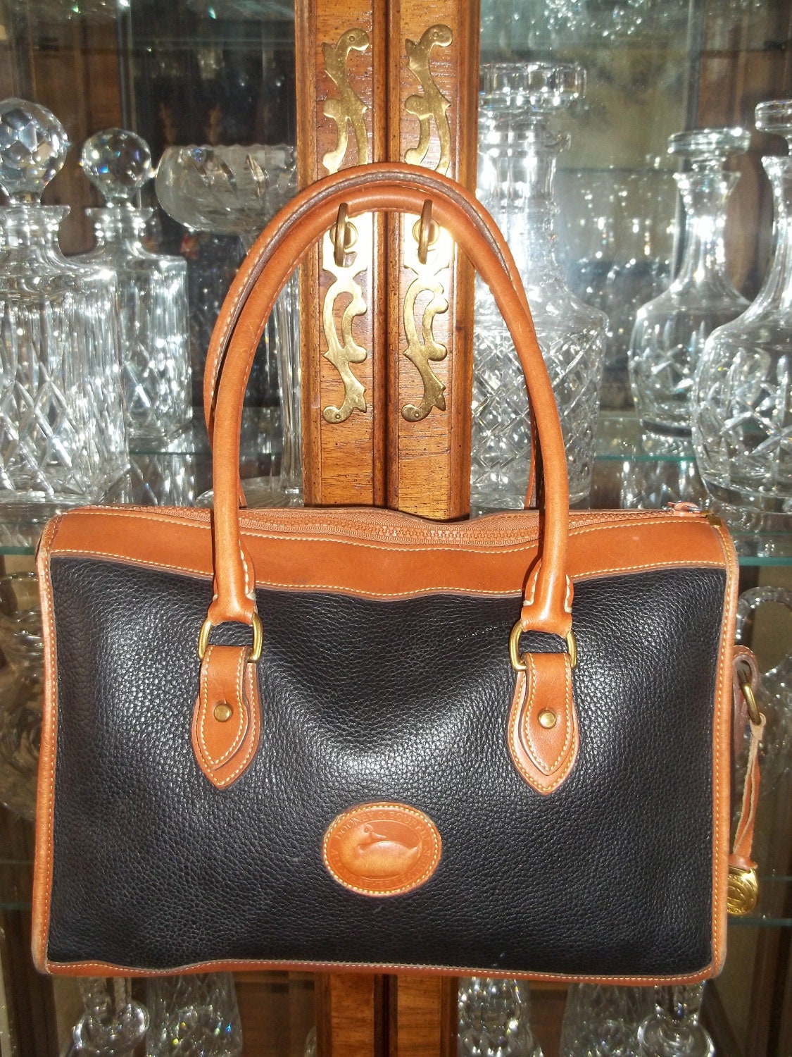 Vintage DOONEY & BOURKE Handbag large