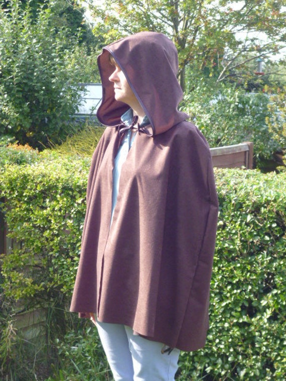 Brown Cape cloak with hood for Adult Bilbo the Hobbit or Jedi