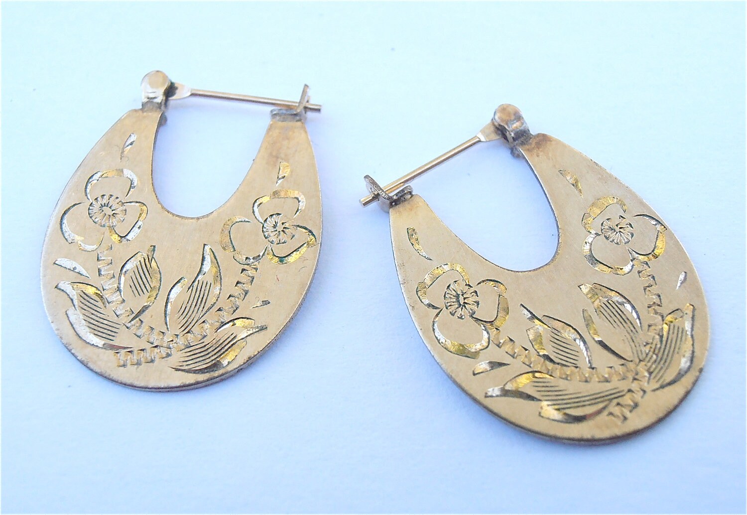 Vintage Gold Hoop Earrings Gold Etched Earrings Gold Engraved