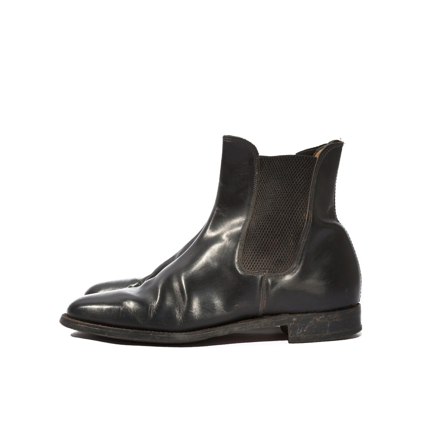 short ankle chelsea boots