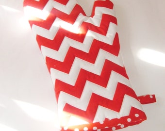 Oven Mitt - Red and White Chevron - Gift for Foodie - Gift Under 20